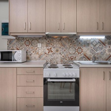Sea Breeze Apartments Kolimvarion Bagian luar foto
