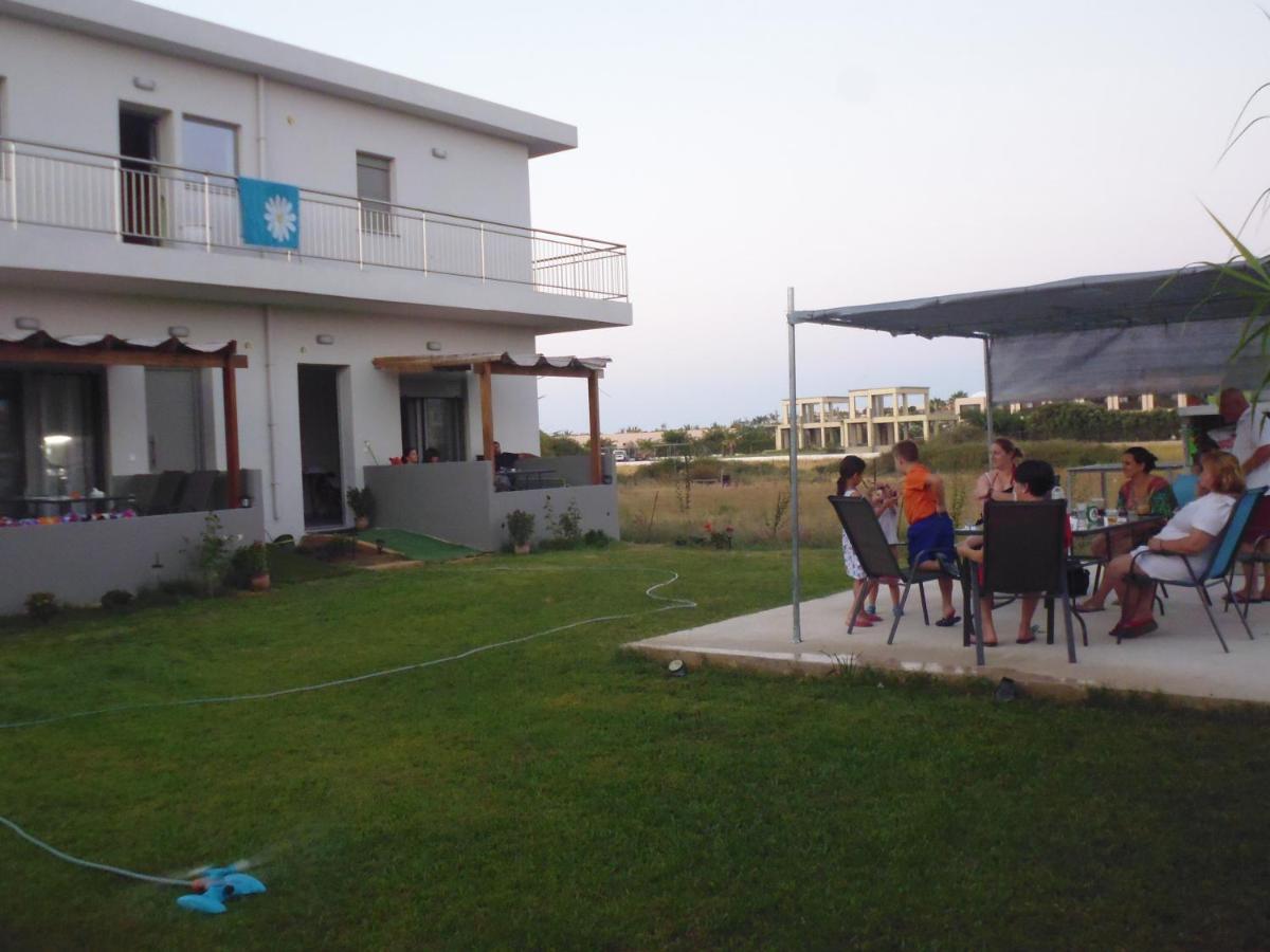 Sea Breeze Apartments Kolimvarion Bagian luar foto