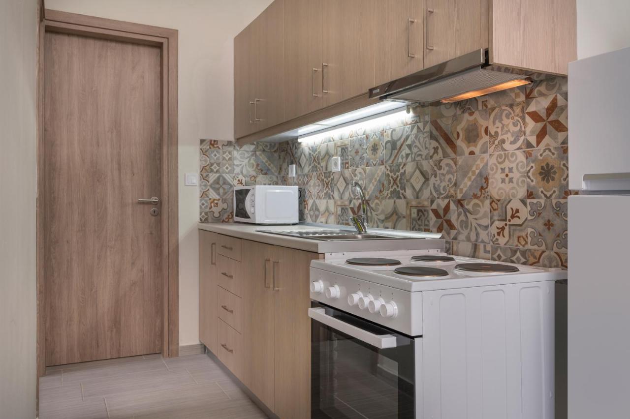 Sea Breeze Apartments Kolimvarion Bagian luar foto