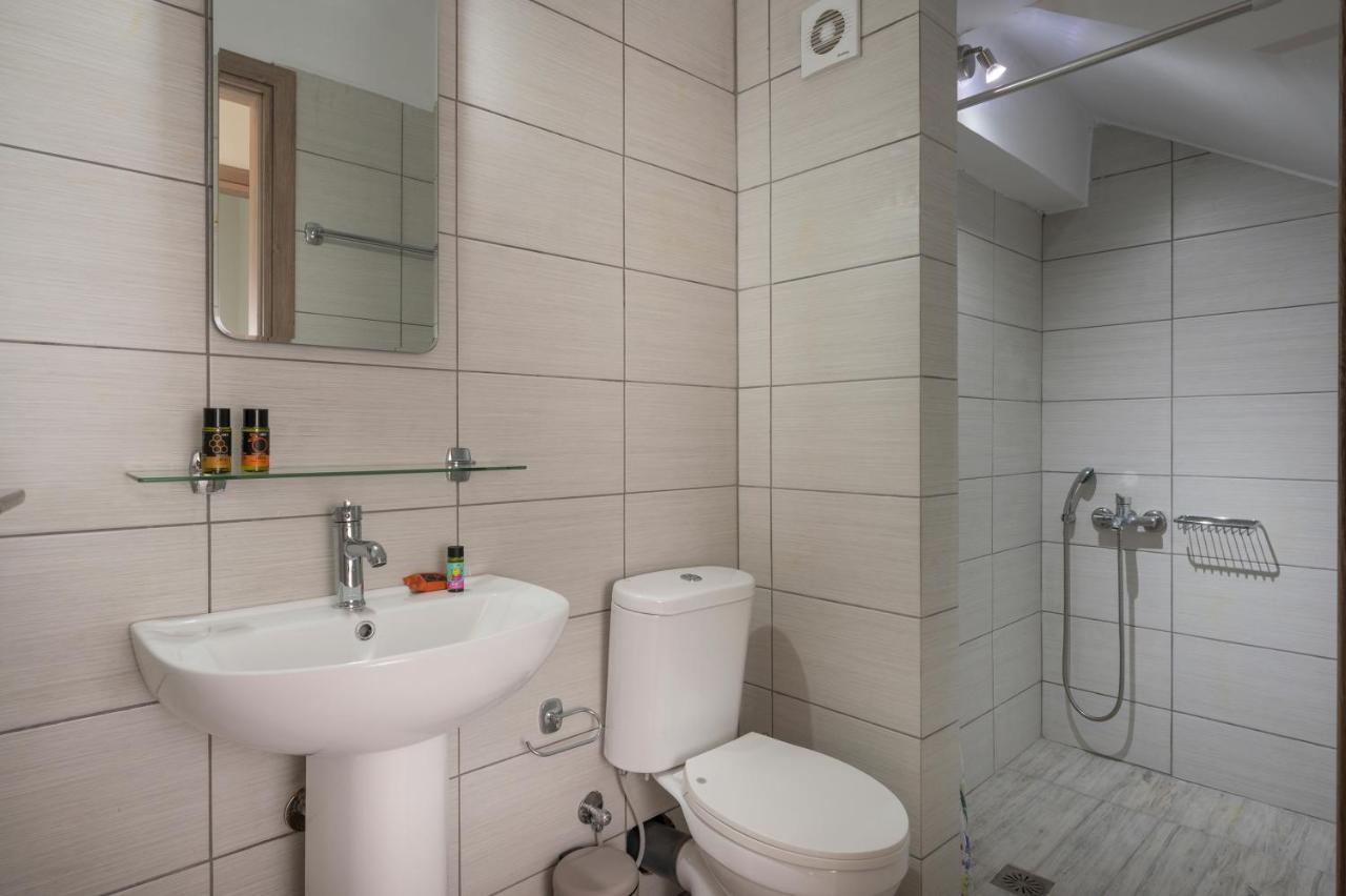 Sea Breeze Apartments Kolimvarion Bagian luar foto