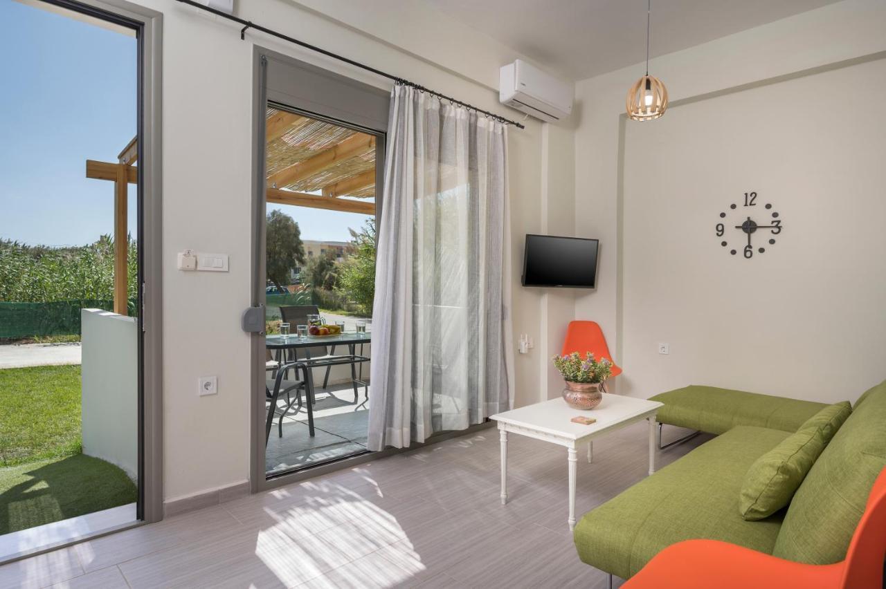 Sea Breeze Apartments Kolimvarion Bagian luar foto